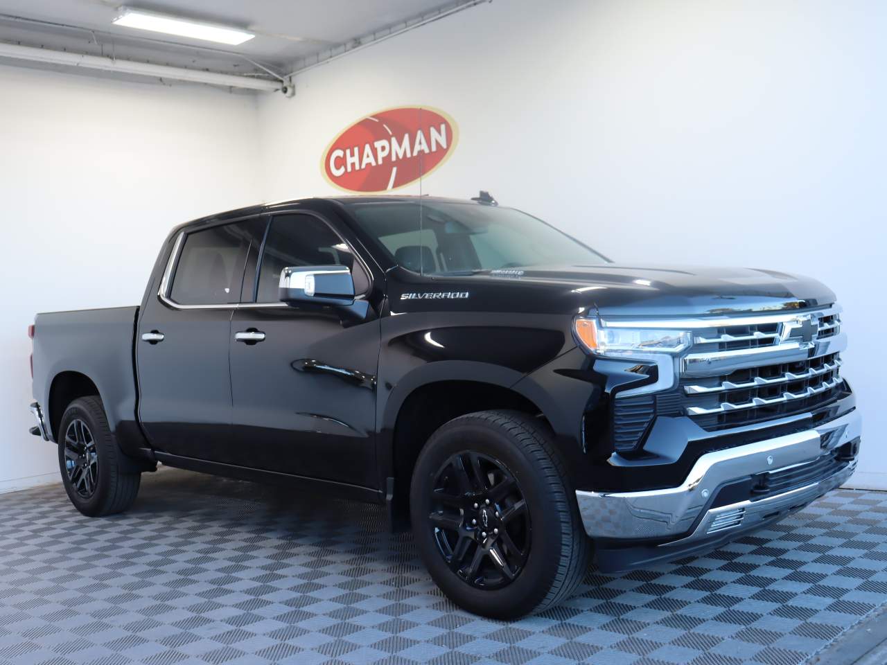 2024 Chevrolet Silverado 1500 LTZ Crew Cab