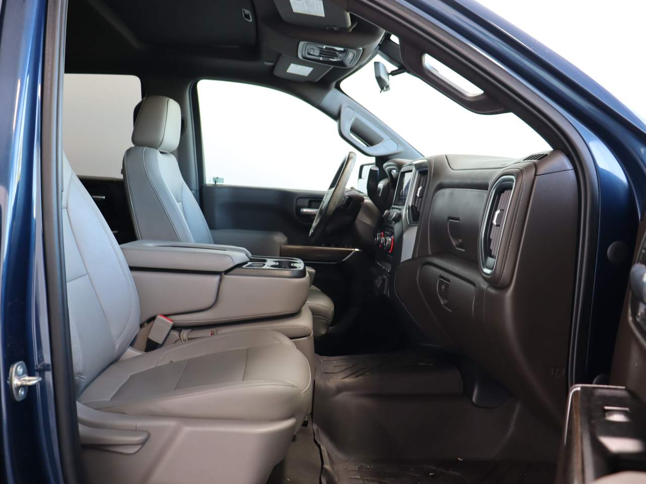2022 Chevrolet Silverado 1500 LTZ Crew Cab