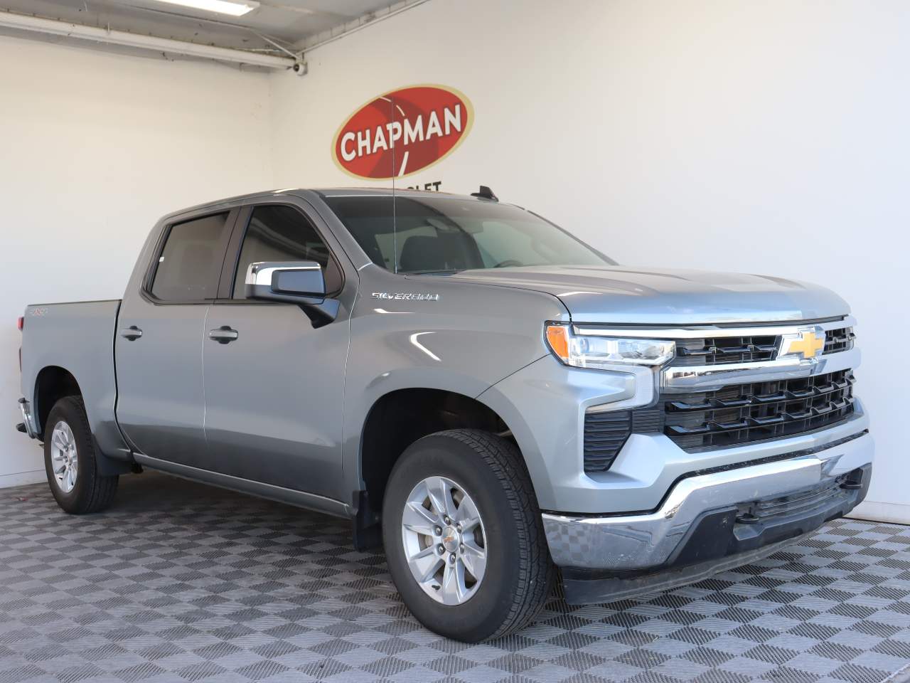 2025 Chevrolet Silverado 1500 LT Crew Cab