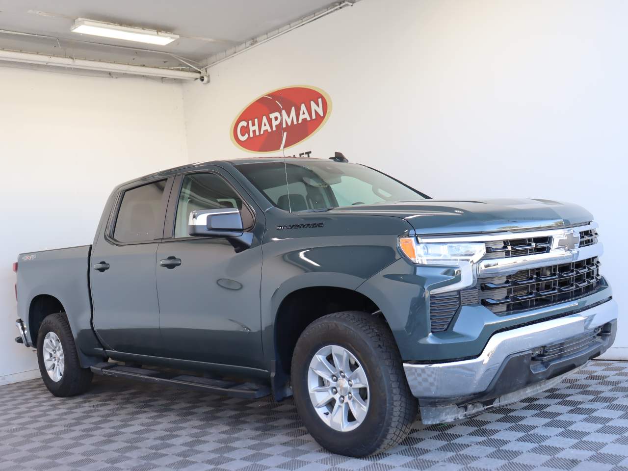 2025 Chevrolet Silverado 1500 LT Crew Cab