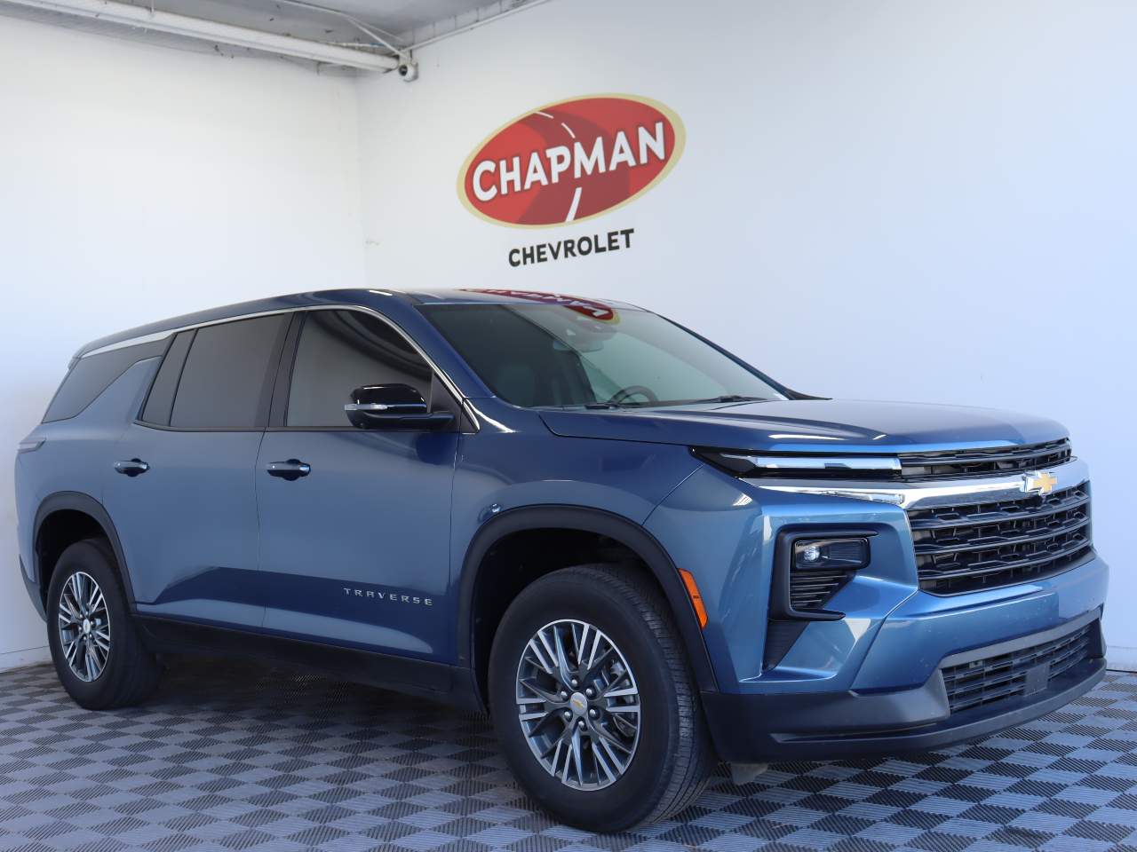 2024 Chevrolet Traverse LS