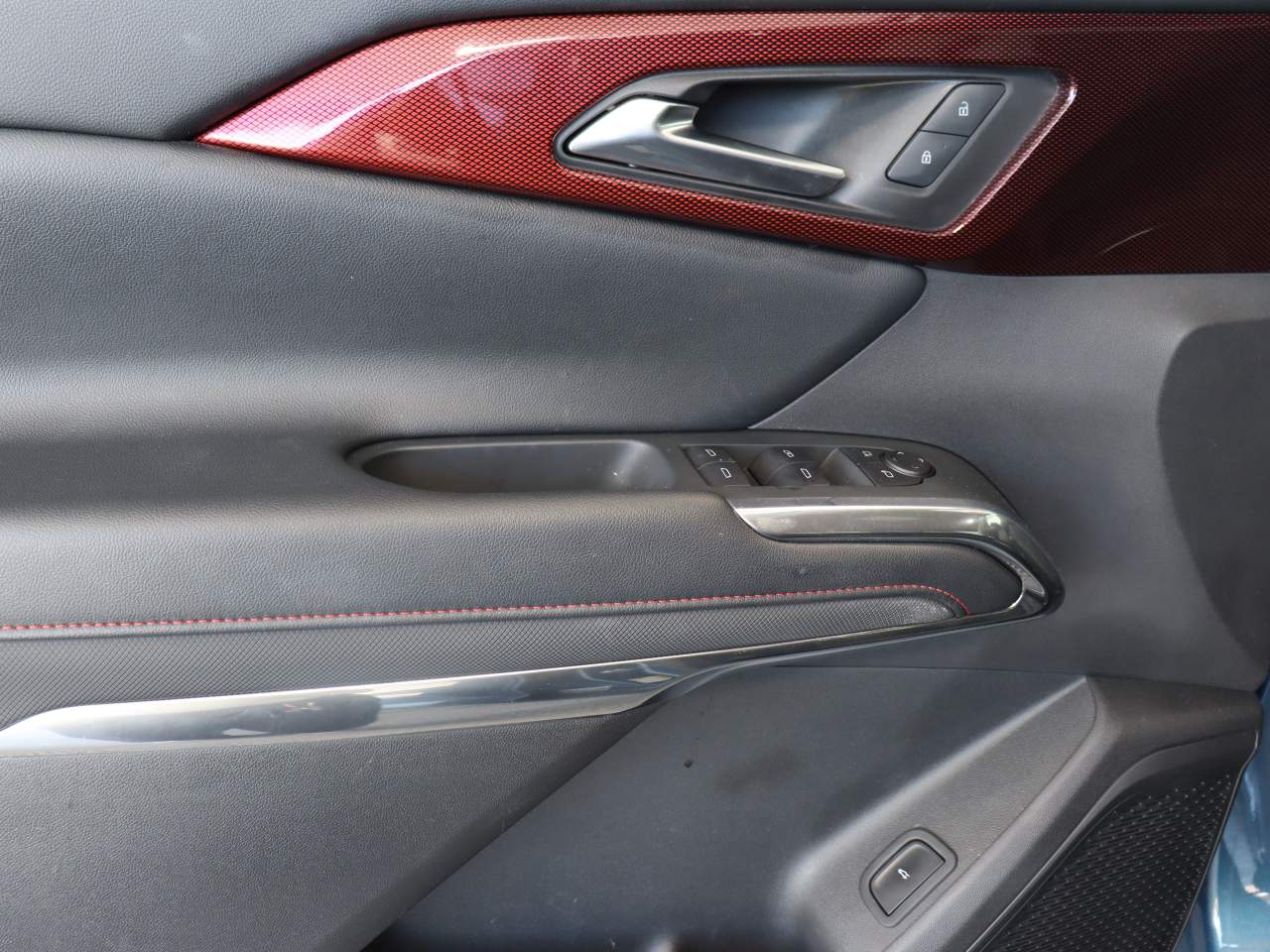 2025 Chevrolet Traverse Z71 - Photo 28