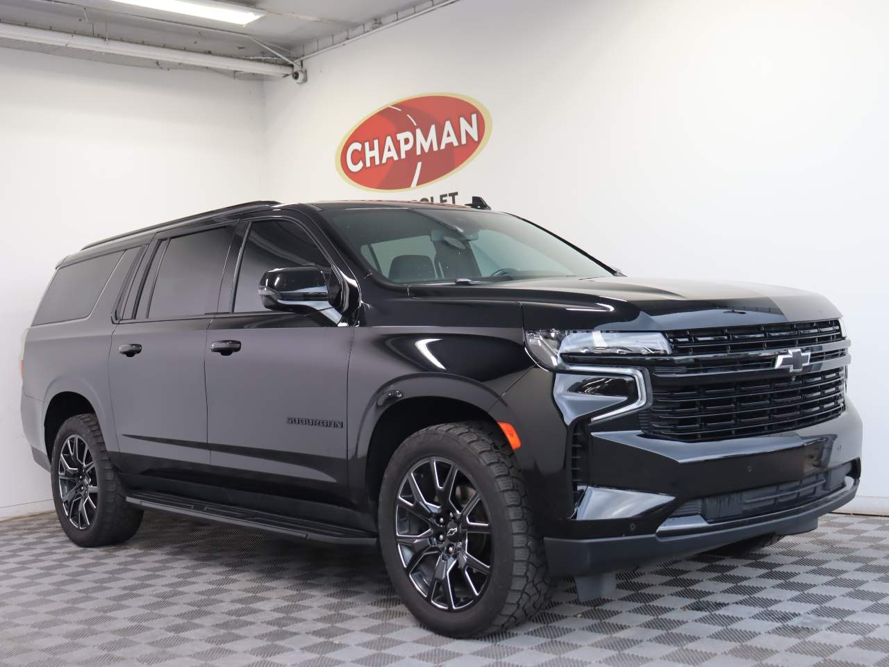 2023 Chevrolet Suburban RST