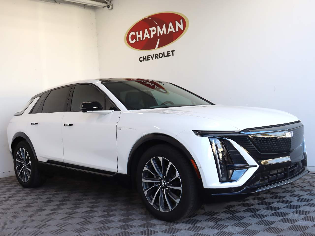 2024 Cadillac LYRIQ Sport 2