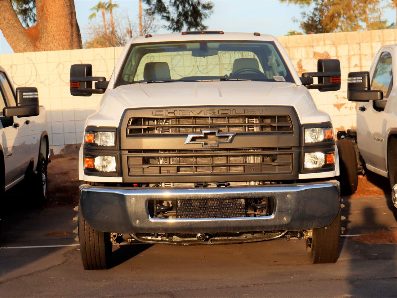 2024 Chevrolet Silverado 5500HD Work Truck