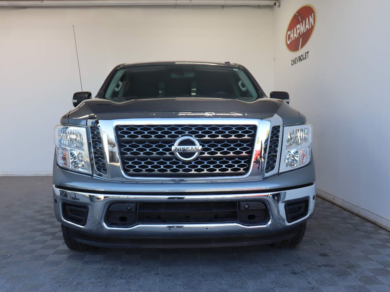 2018 Nissan Titan SV Crew Cab
