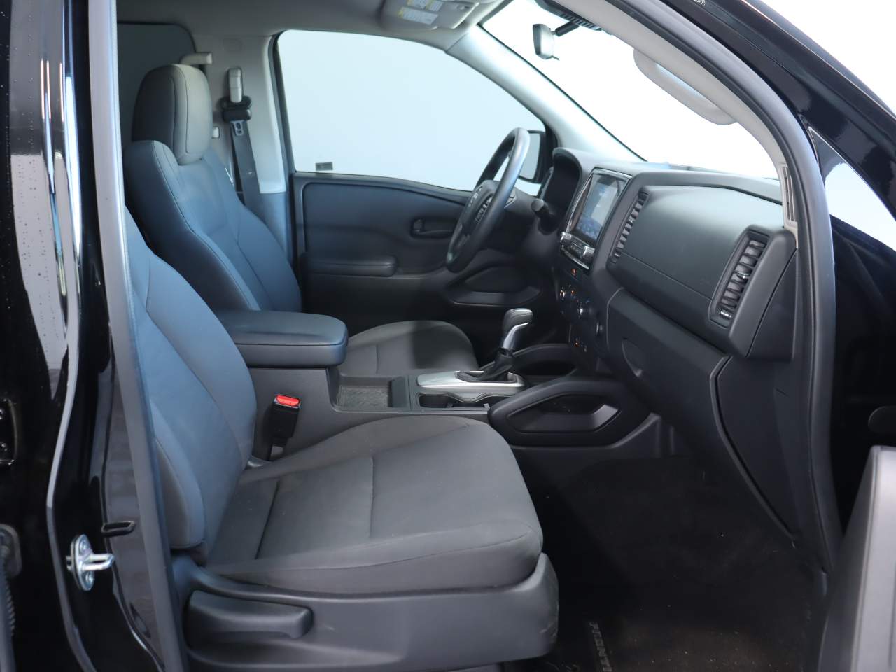 2022 Nissan Frontier SV Crew Cab