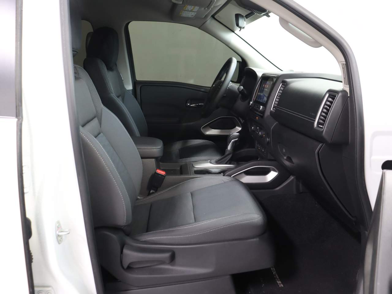 2024 Nissan Frontier SV Crew Cab