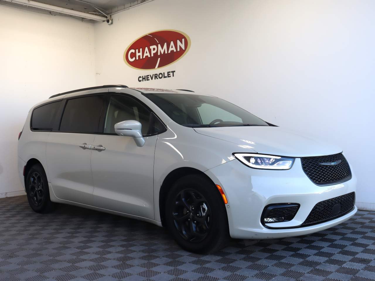2021 Chrysler Pacifica Hybrid Touring L
