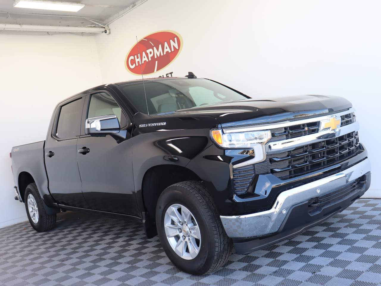 2024 Chevrolet Silverado 1500 Crew Cab 1LT 4WD