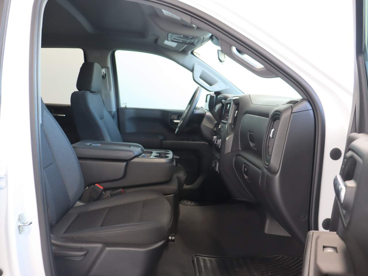 2023 Chevrolet Silverado 1500 Custom Crew Cab