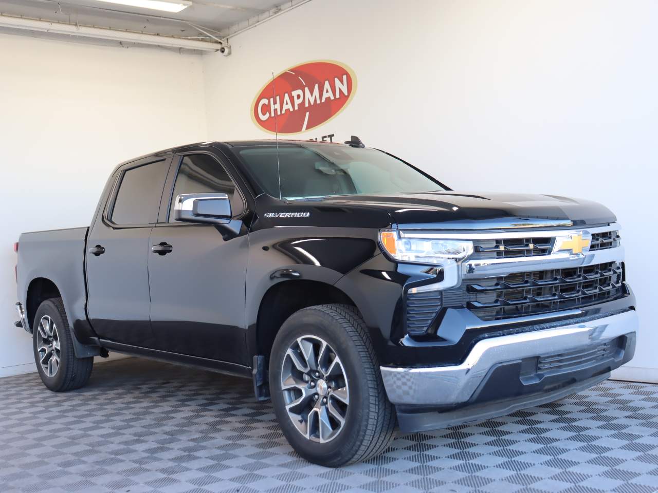 2025 Chevrolet Silverado 1500 LT Crew Cab