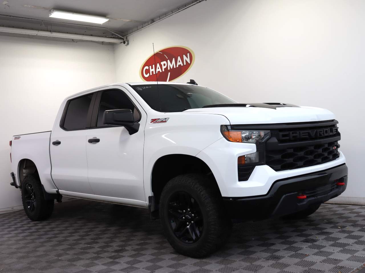 2022 Chevrolet Silverado 1500 Custom Trail Boss Crew Cab