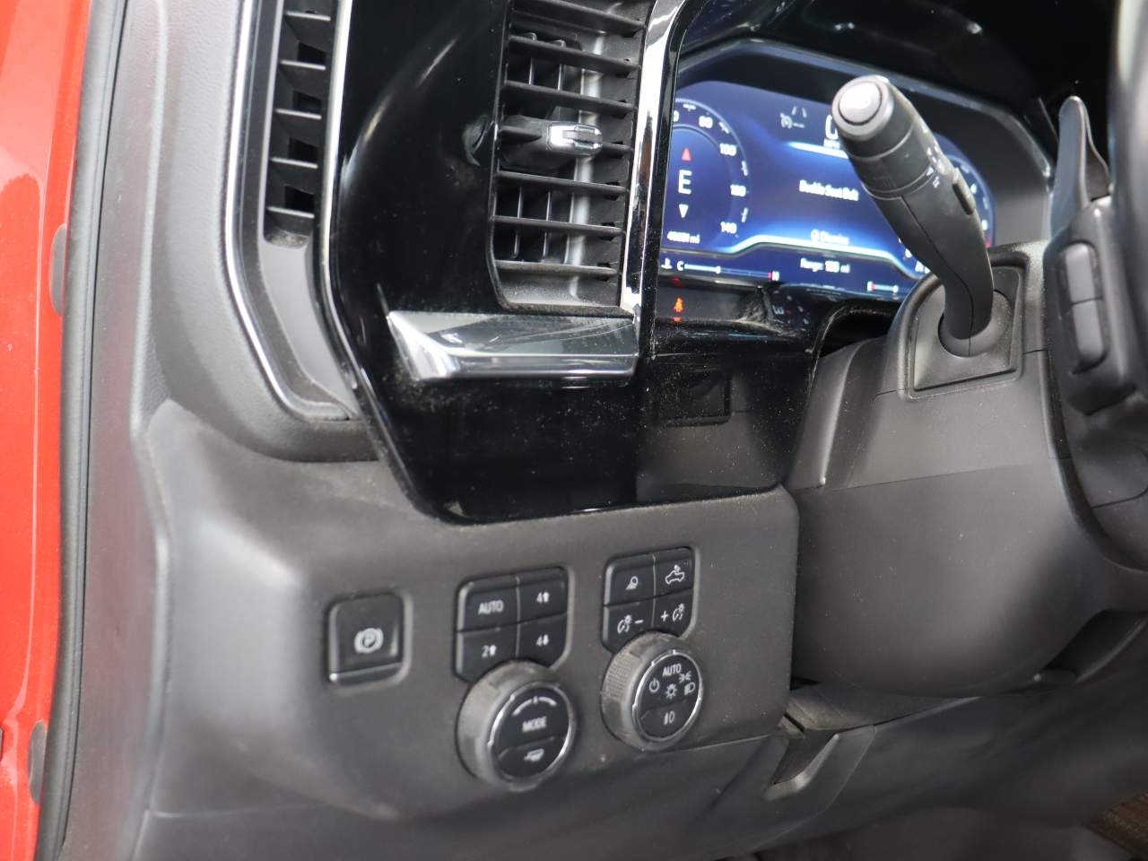 2023 Chevrolet Silverado 1500 RST - Photo 14