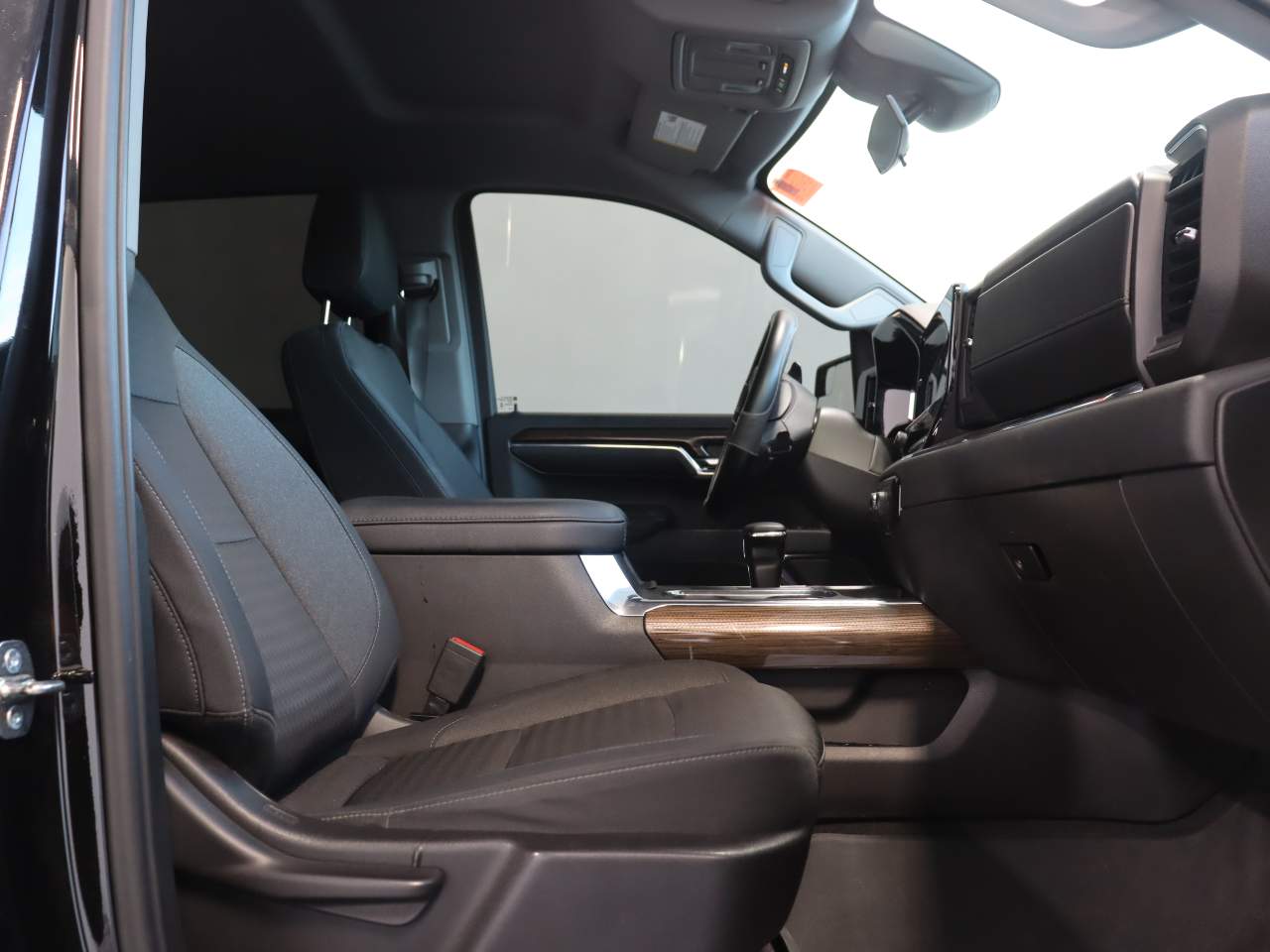 2023 Chevrolet Silverado 1500 LT Trail Boss Crew Cab
