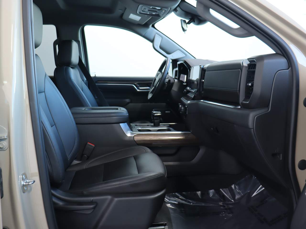2022 Chevrolet Silverado 1500 LT Trail Boss Crew Cab