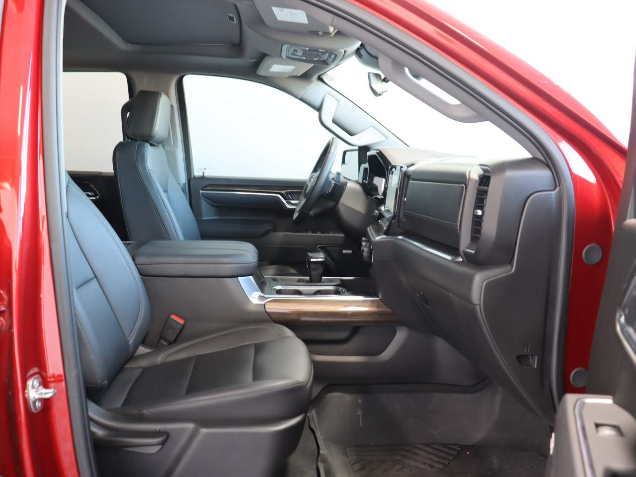 2025 Chevrolet Silverado 1500 LT Trail Boss - Photo 39