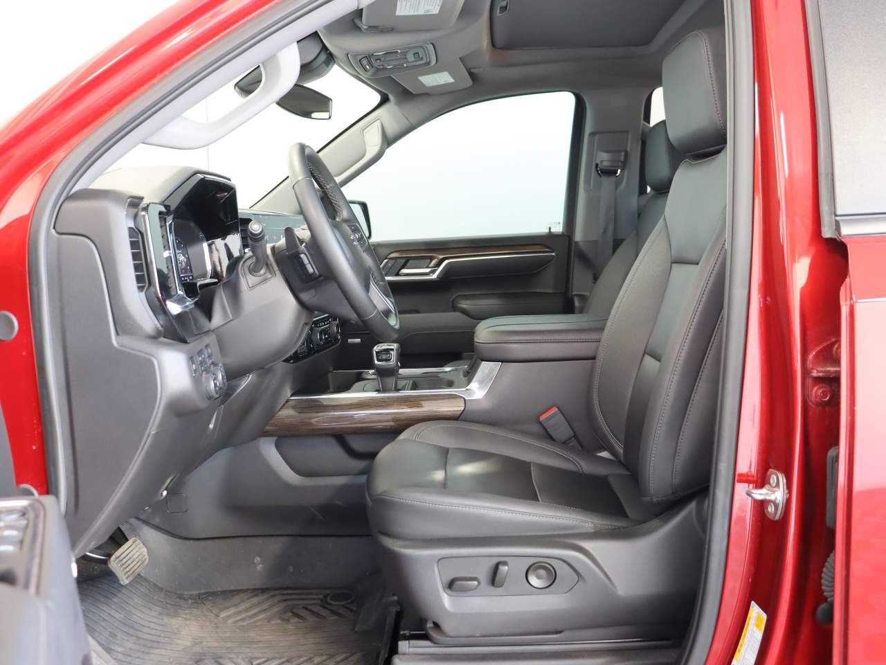 2025 Chevrolet Silverado 1500 LT Trail Boss - Photo 15