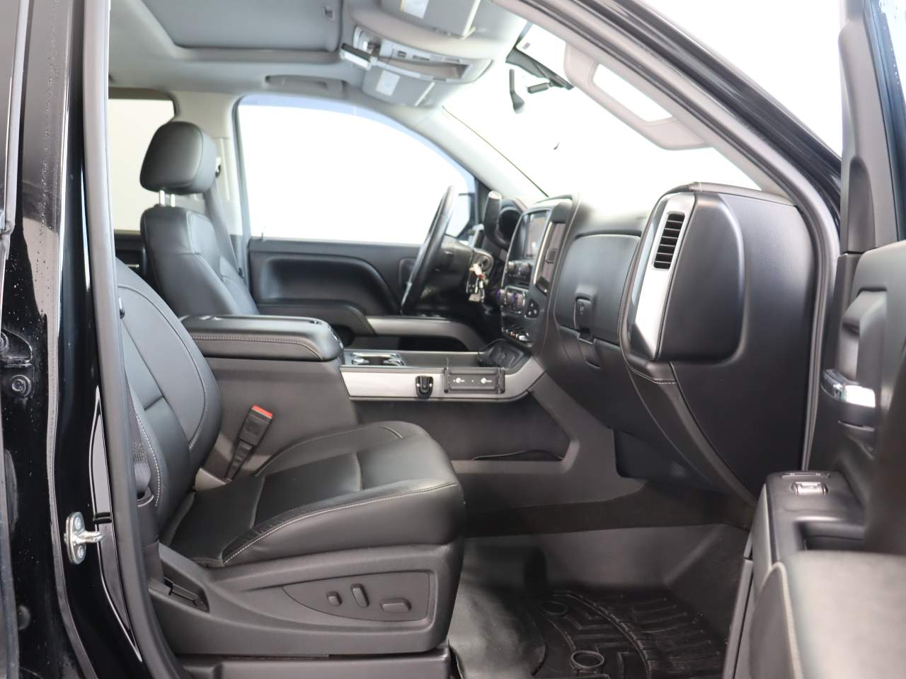 2015 Chevrolet Silverado 1500 LTZ Z71 Crew Cab