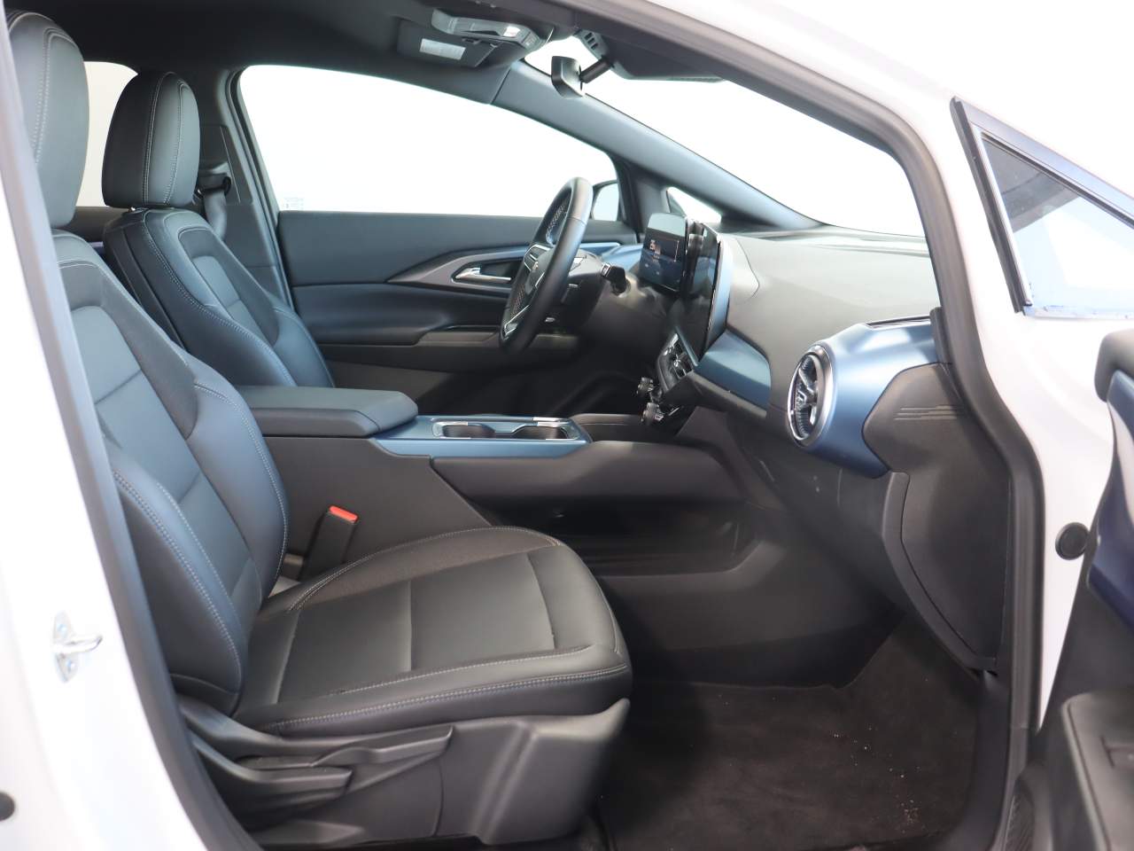 2024 Chevrolet Equinox EV LT