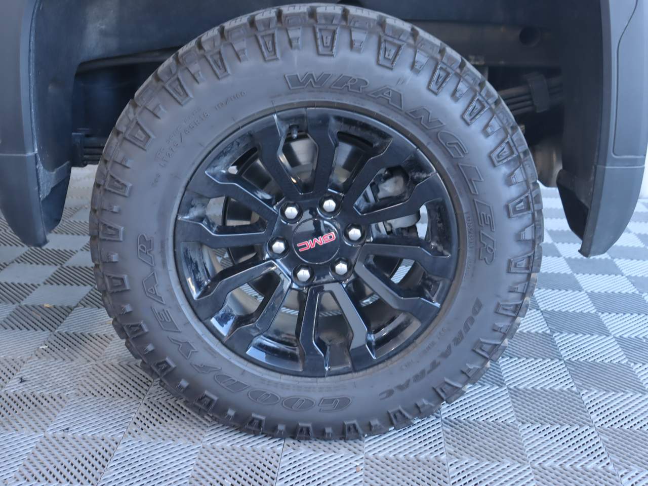 2023 GMC Sierra 1500 AT4X Crew Cab