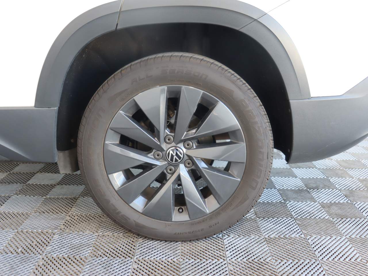 2023 Volkswagen Taos S