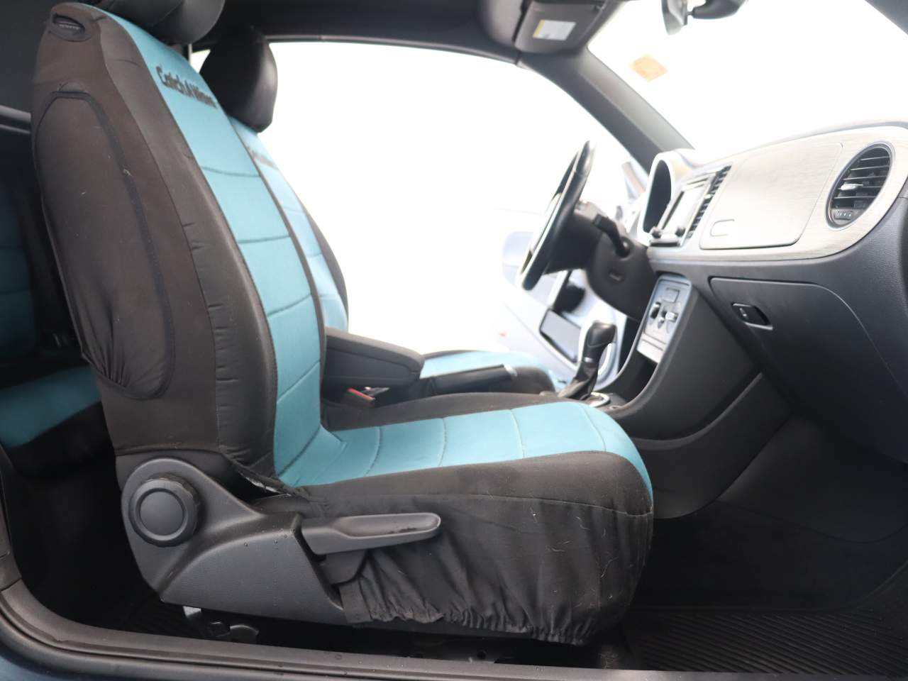 2018 Volkswagen Beetle Convertible 2.0T SE