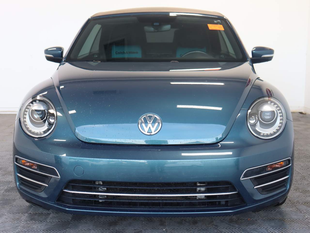 2018 Volkswagen Beetle Convertible 2.0T SE