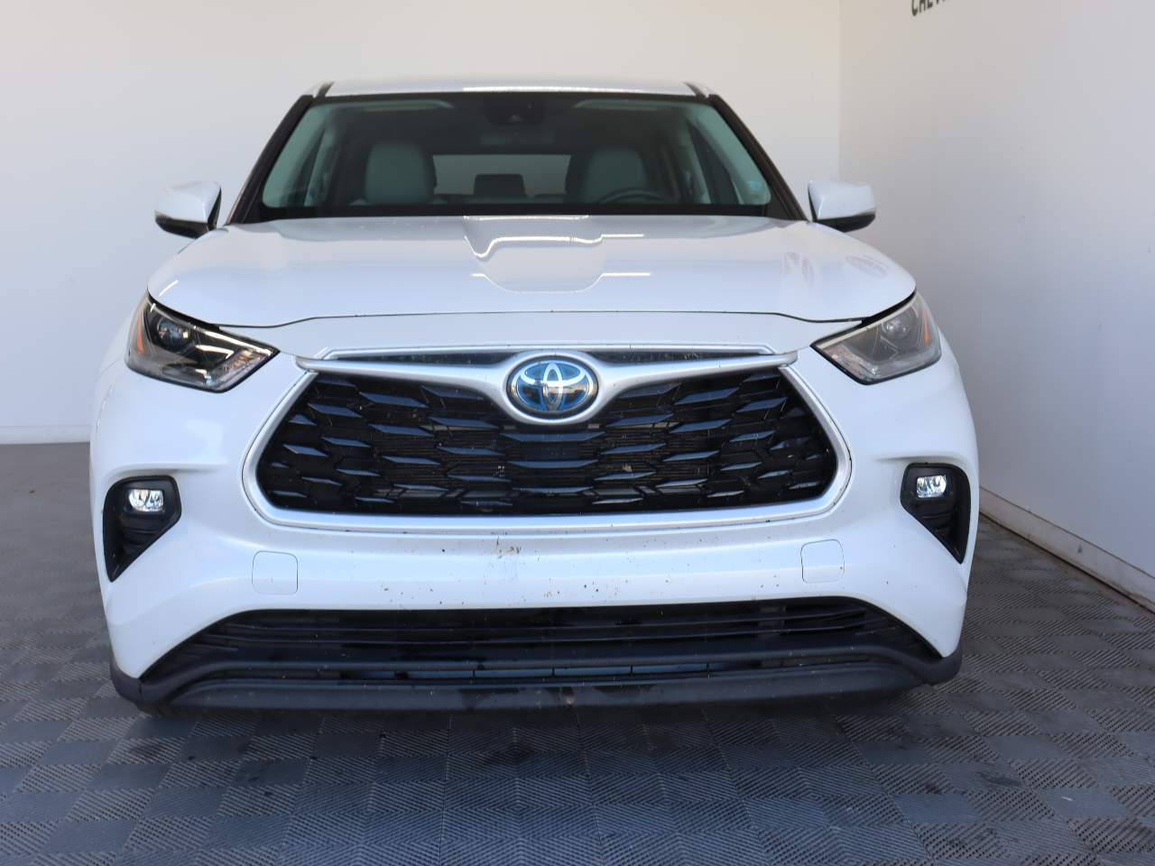 2023 Toyota Highlander Hybrid LE