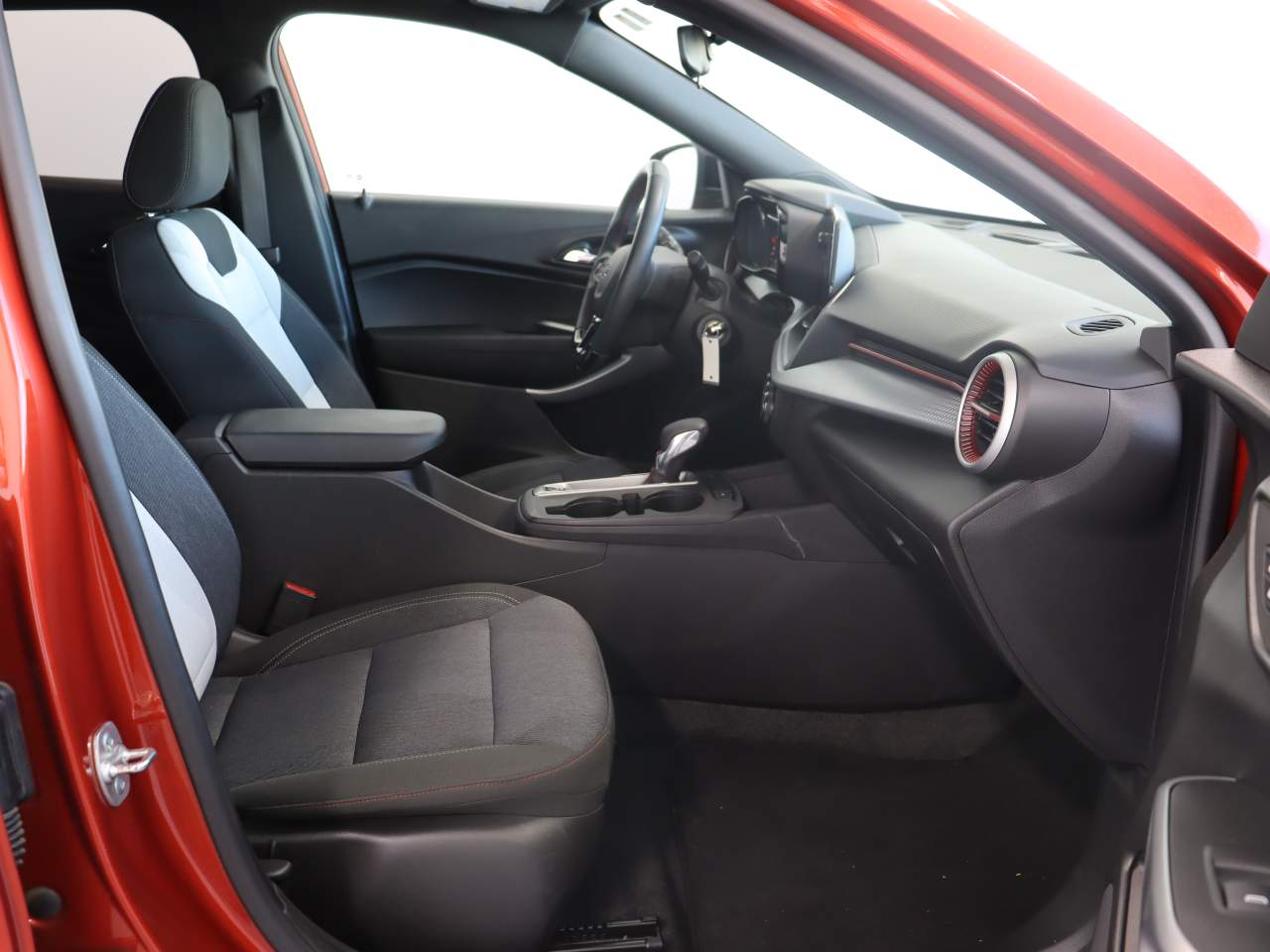 2024 Chevrolet Trax RS