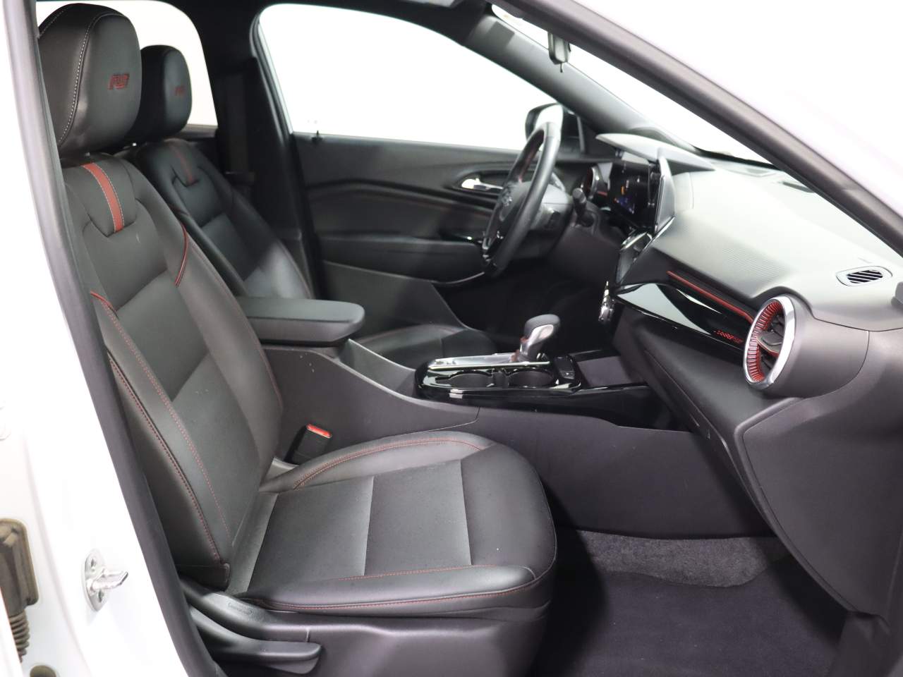 2024 Chevrolet Trax RS