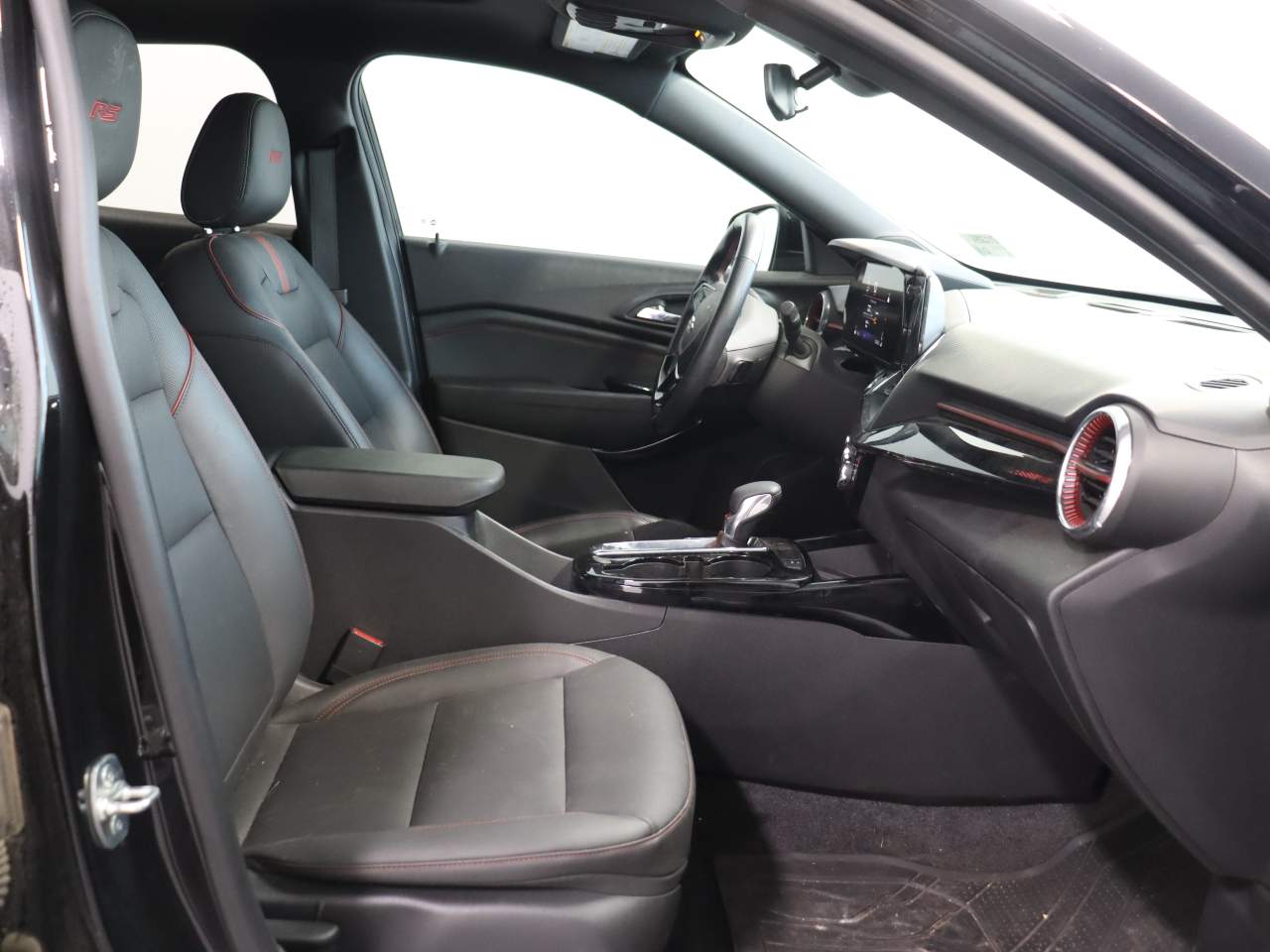 2024 Chevrolet Trax RS