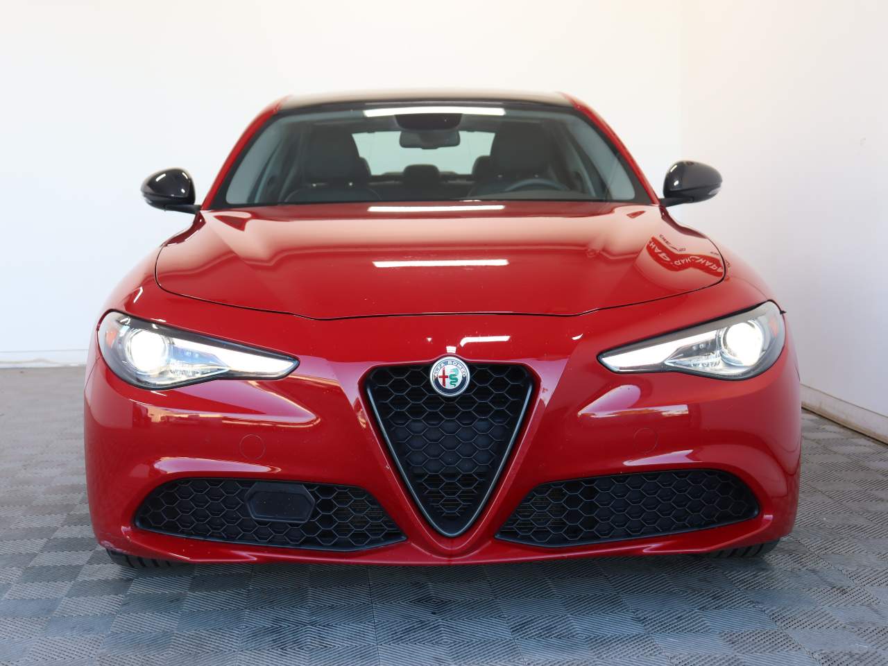 2018 Alfa Romeo Giulia Sport
