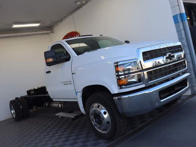 2024 Chevrolet Silverado 5500HD