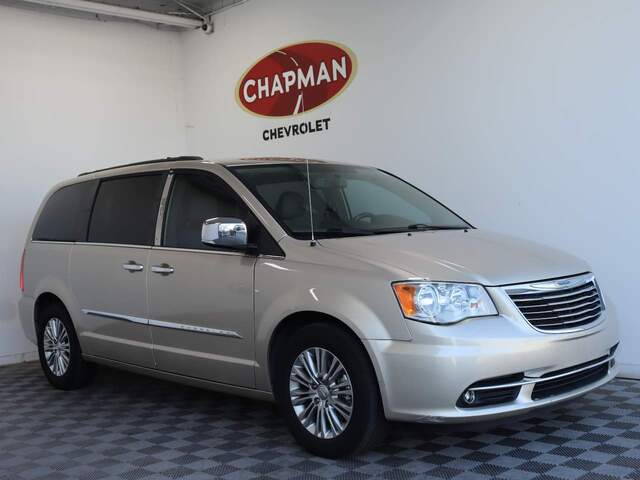 2015 Chrysler Town and Country