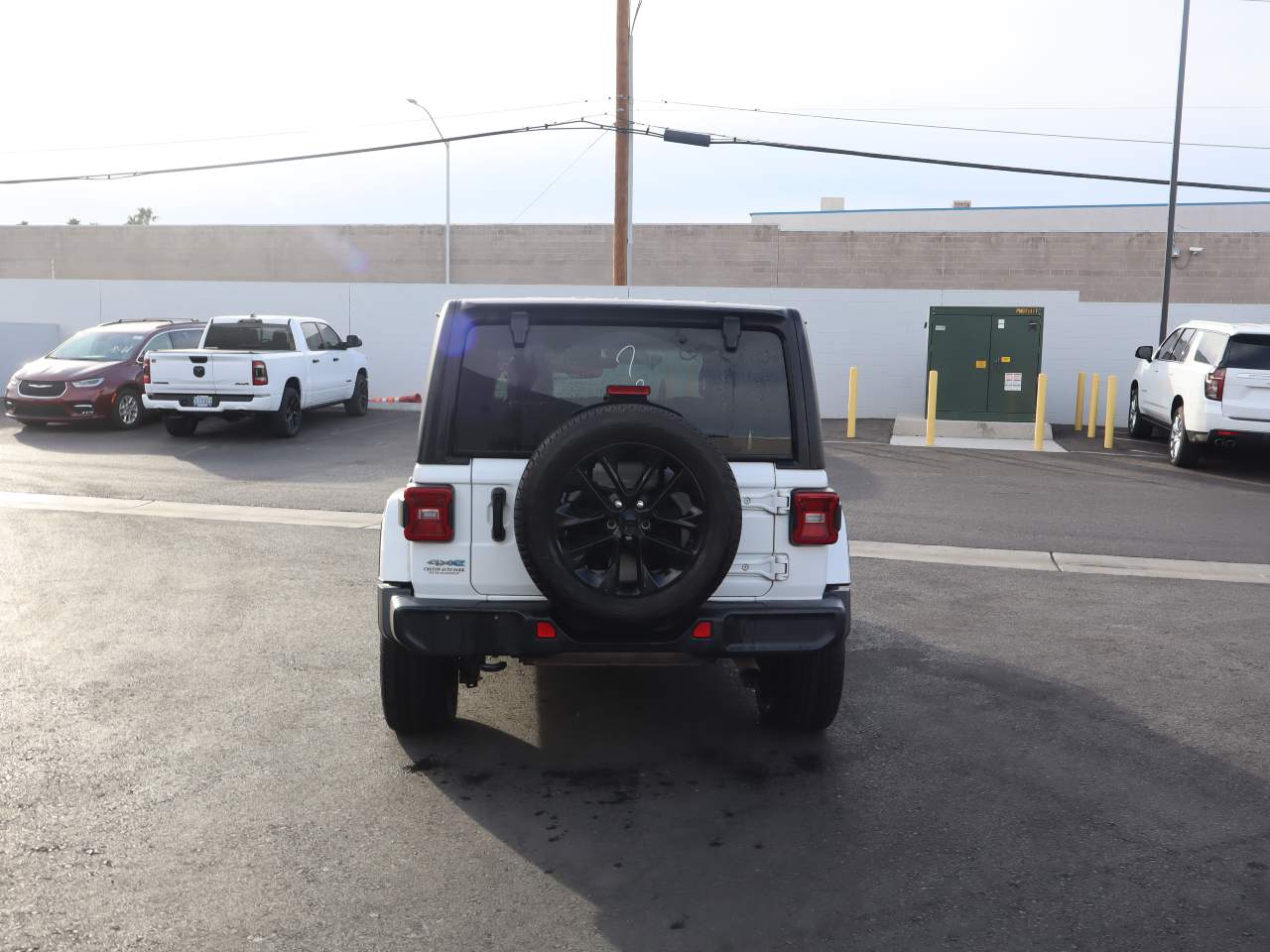 2021 Jeep Wrangler Unlimited Sahara 4XE photo 3