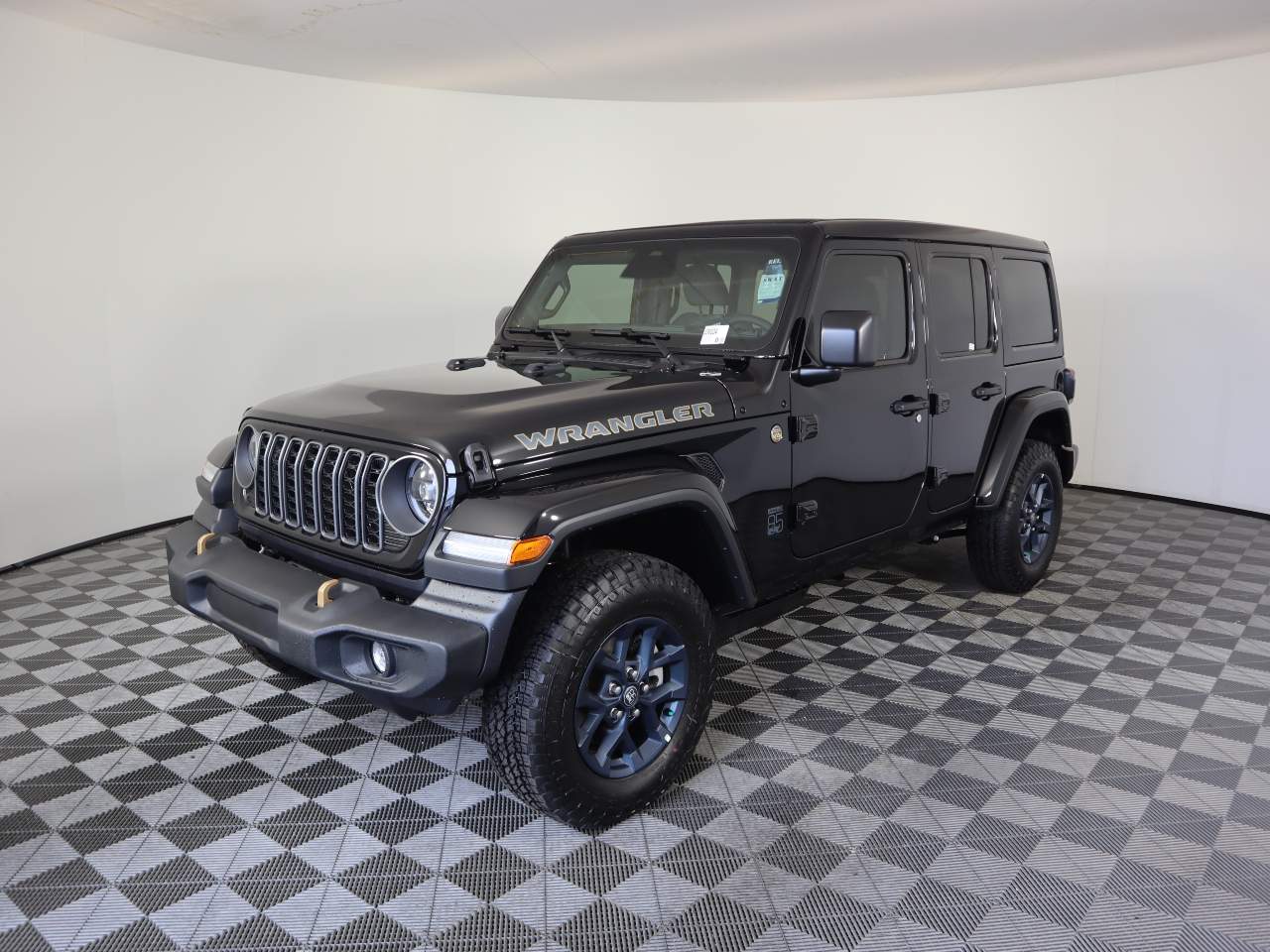 2026 Jeep Wrangler 85th Anniversary Edition 4dr