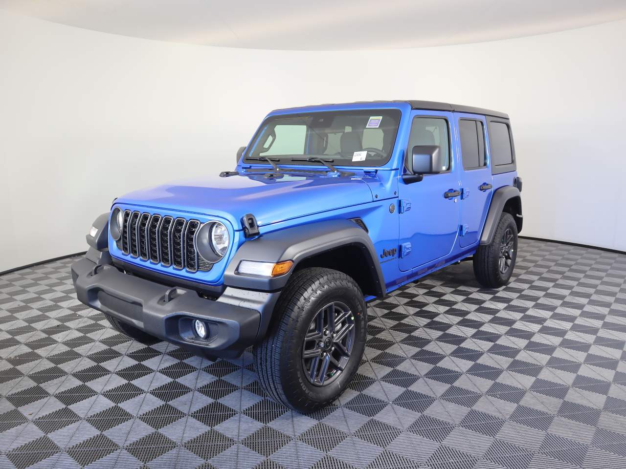 2024 Jeep Wrangler Sport 4dr