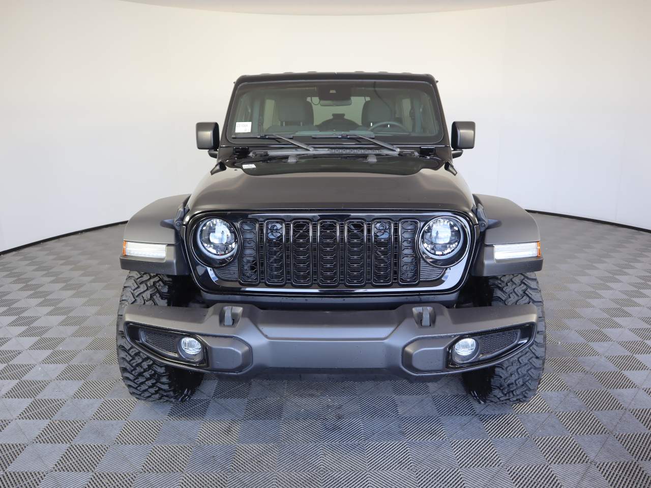 View vehicle photo 2