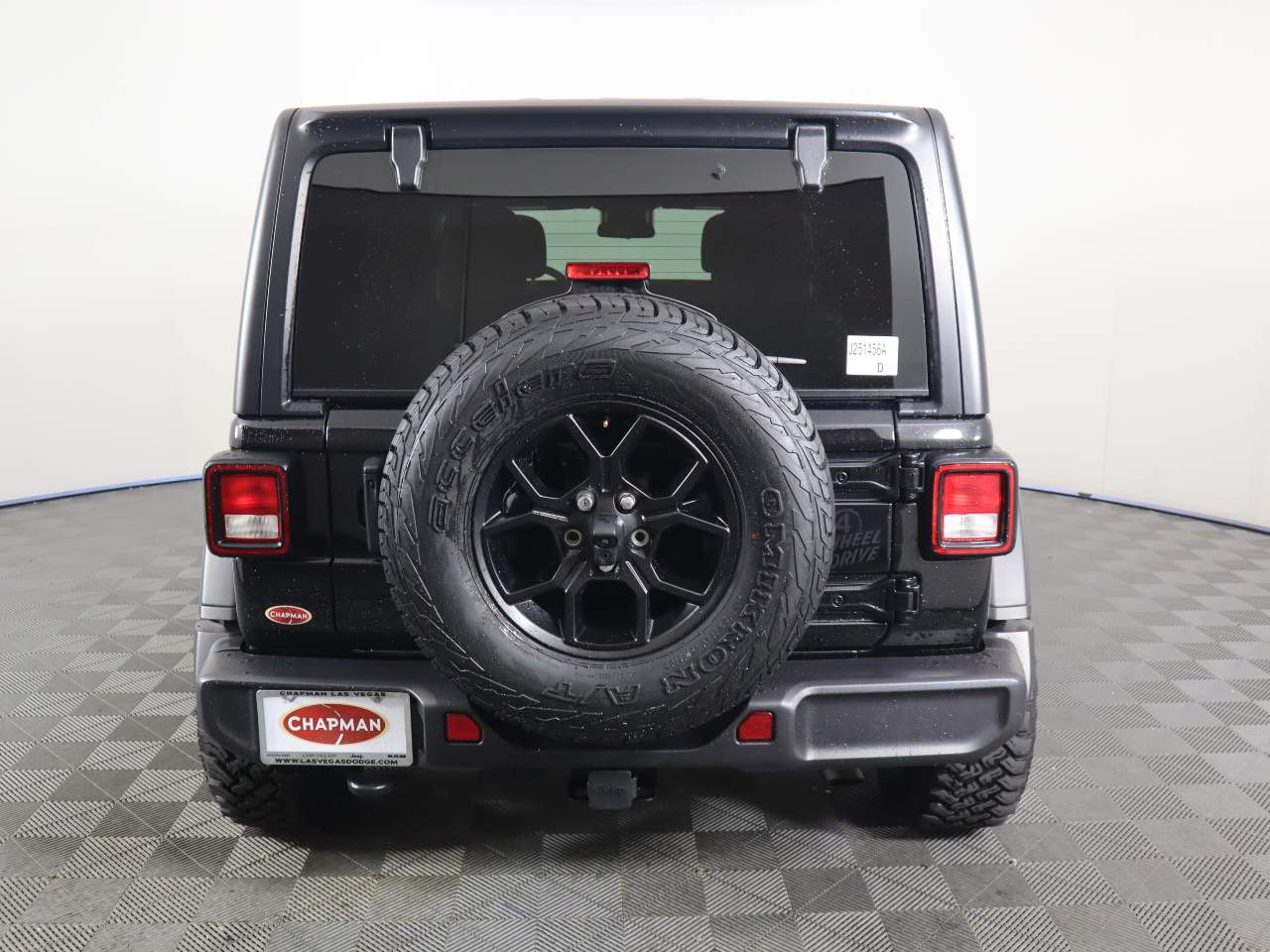 View vehicle photo 5