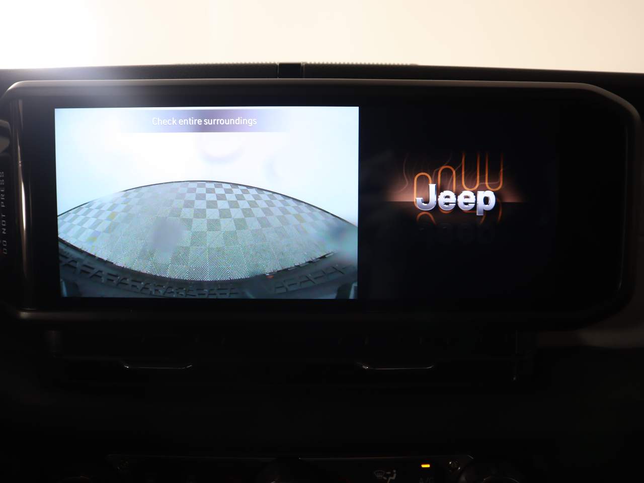 2026 Jeep Wrangler Sport 4dr