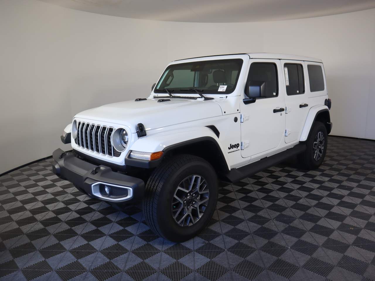2025 Jeep Wrangler Sahara 4dr