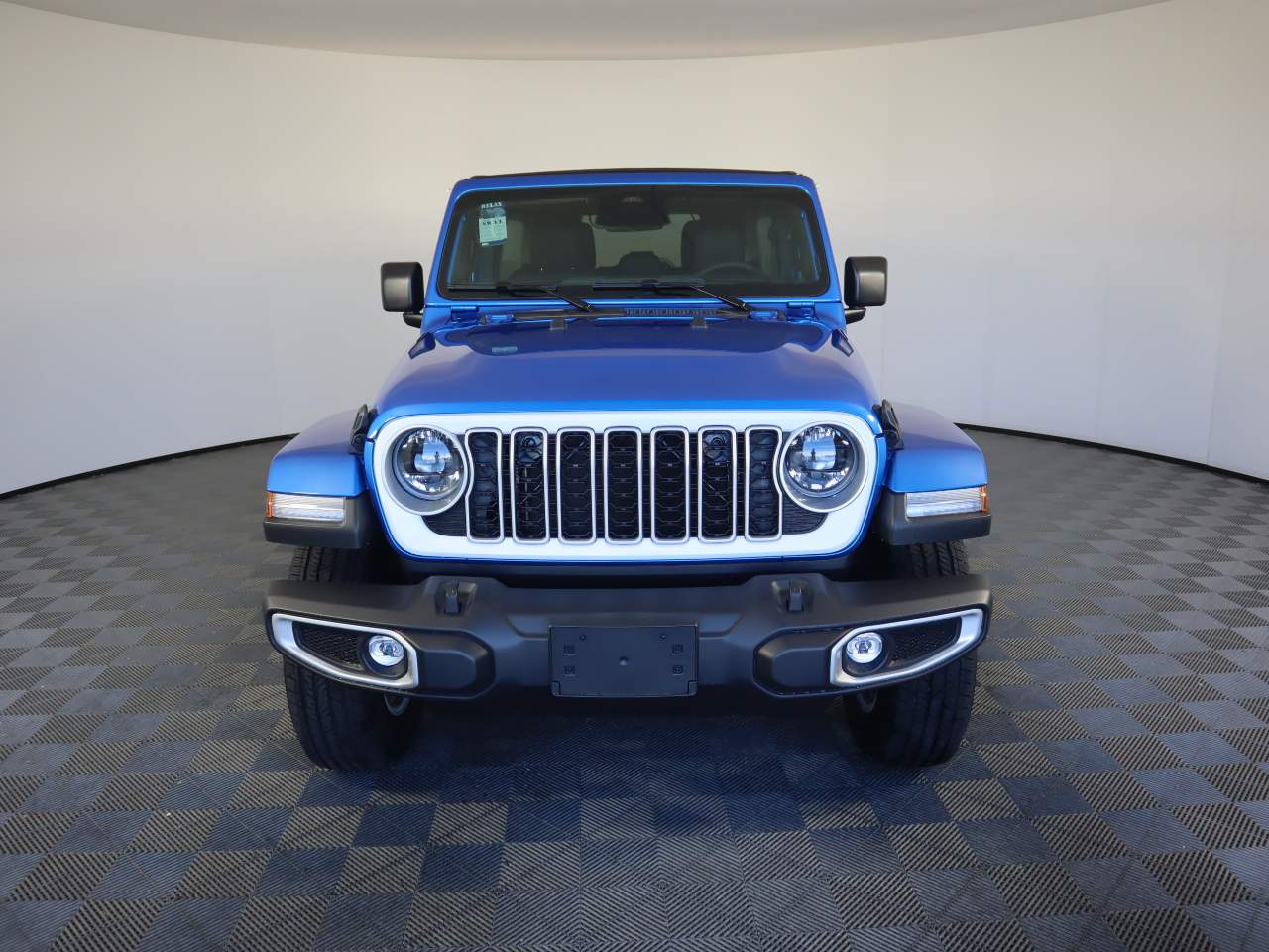 2026 Jeep Wrangler Sahara 4dr