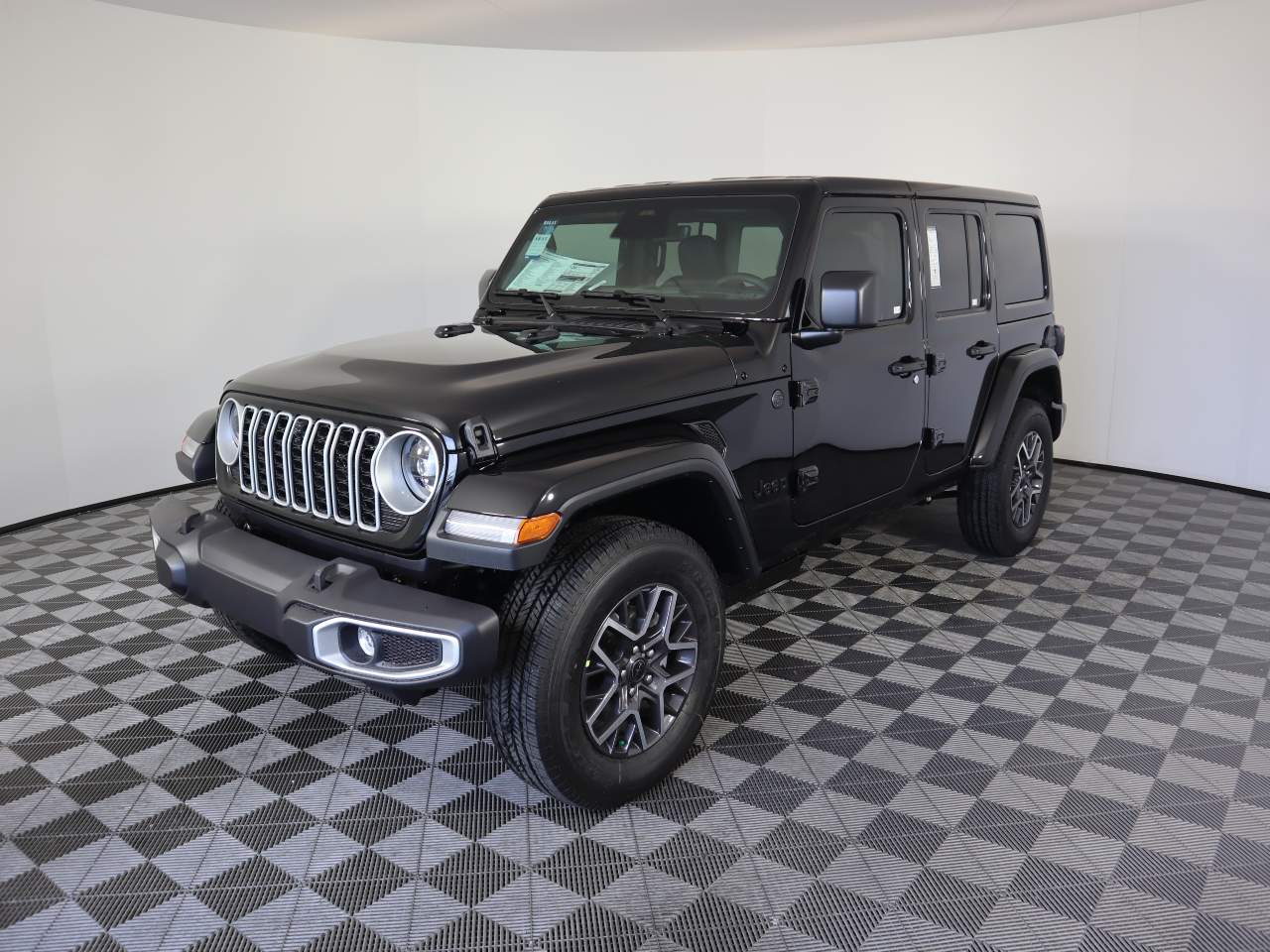 2026 Jeep Wrangler Sahara 4dr