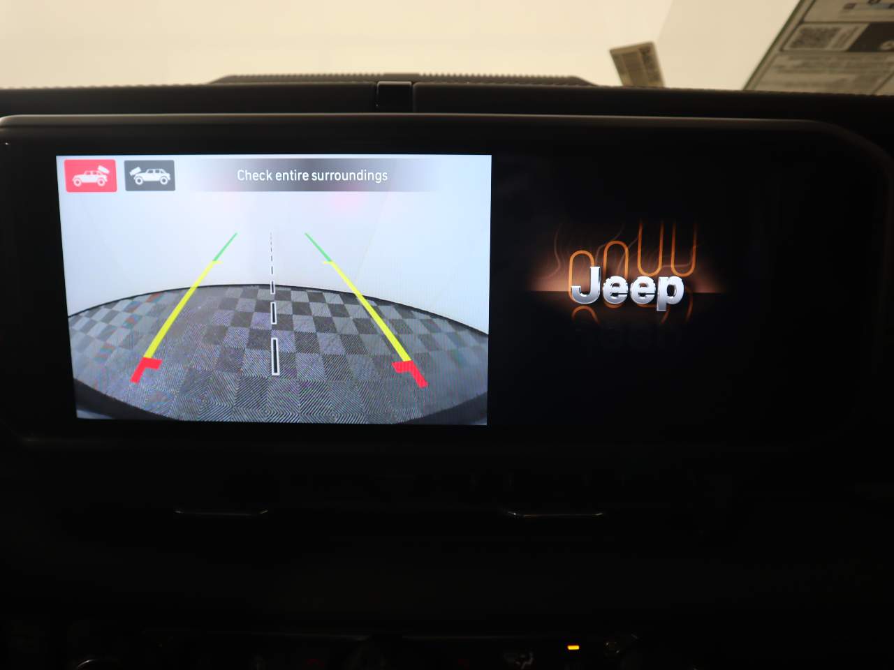 2026 Jeep Wrangler Sahara 4dr