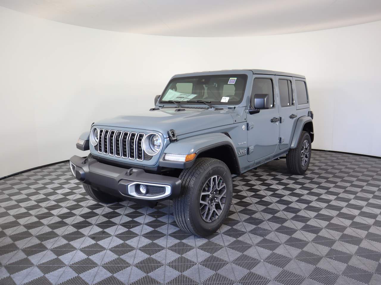 2024 Jeep Wrangler Sahara 4dr