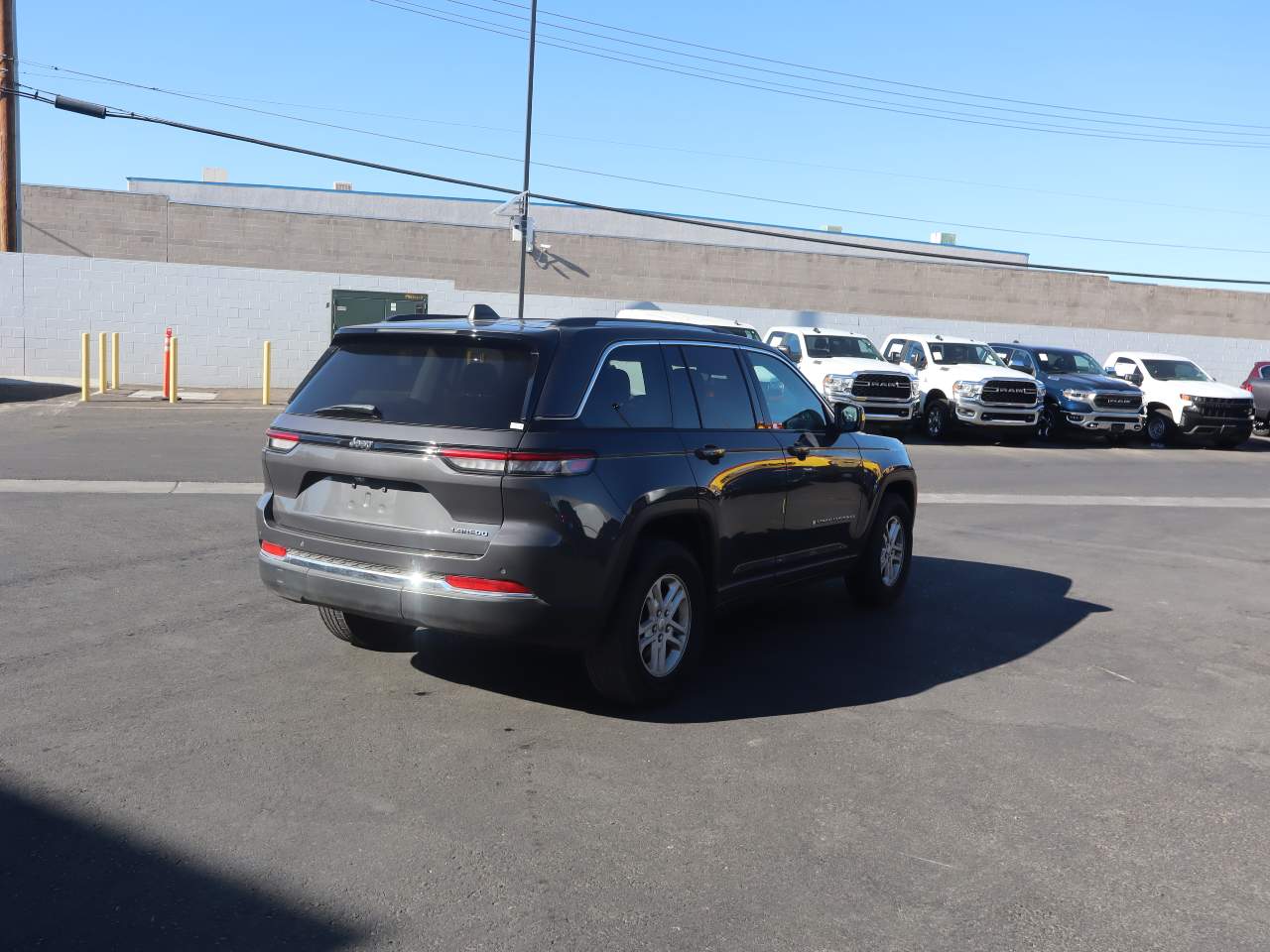 2023 Jeep Grand Cherokee Laredo