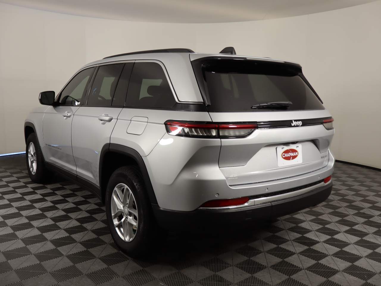 2024 Jeep Grand Cherokee Laredo