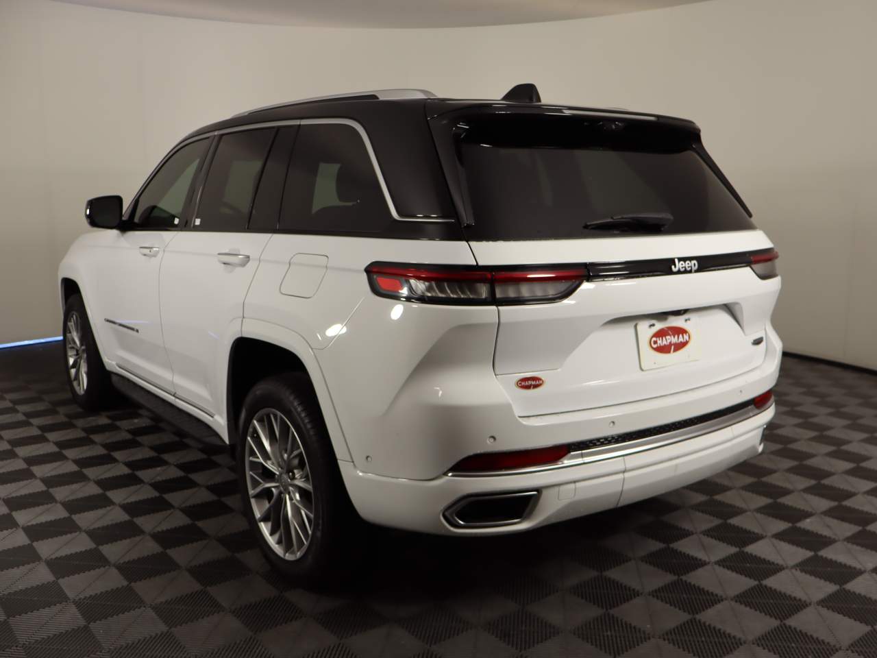 2023 Jeep Grand Cherokee Summit
