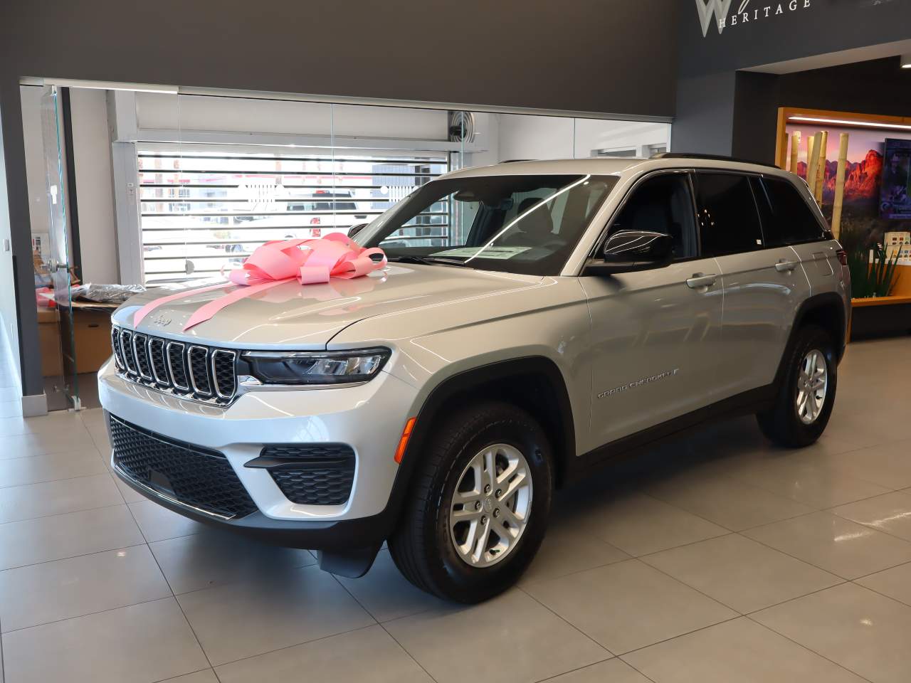 2025 Jeep Grand Cherokee Laredo